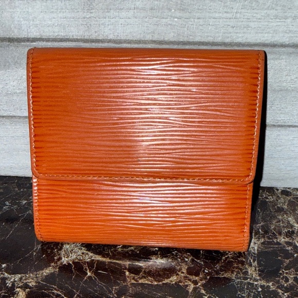 Louis Vuitton Epi Elise triple fold wallet - Picture 2 of 11